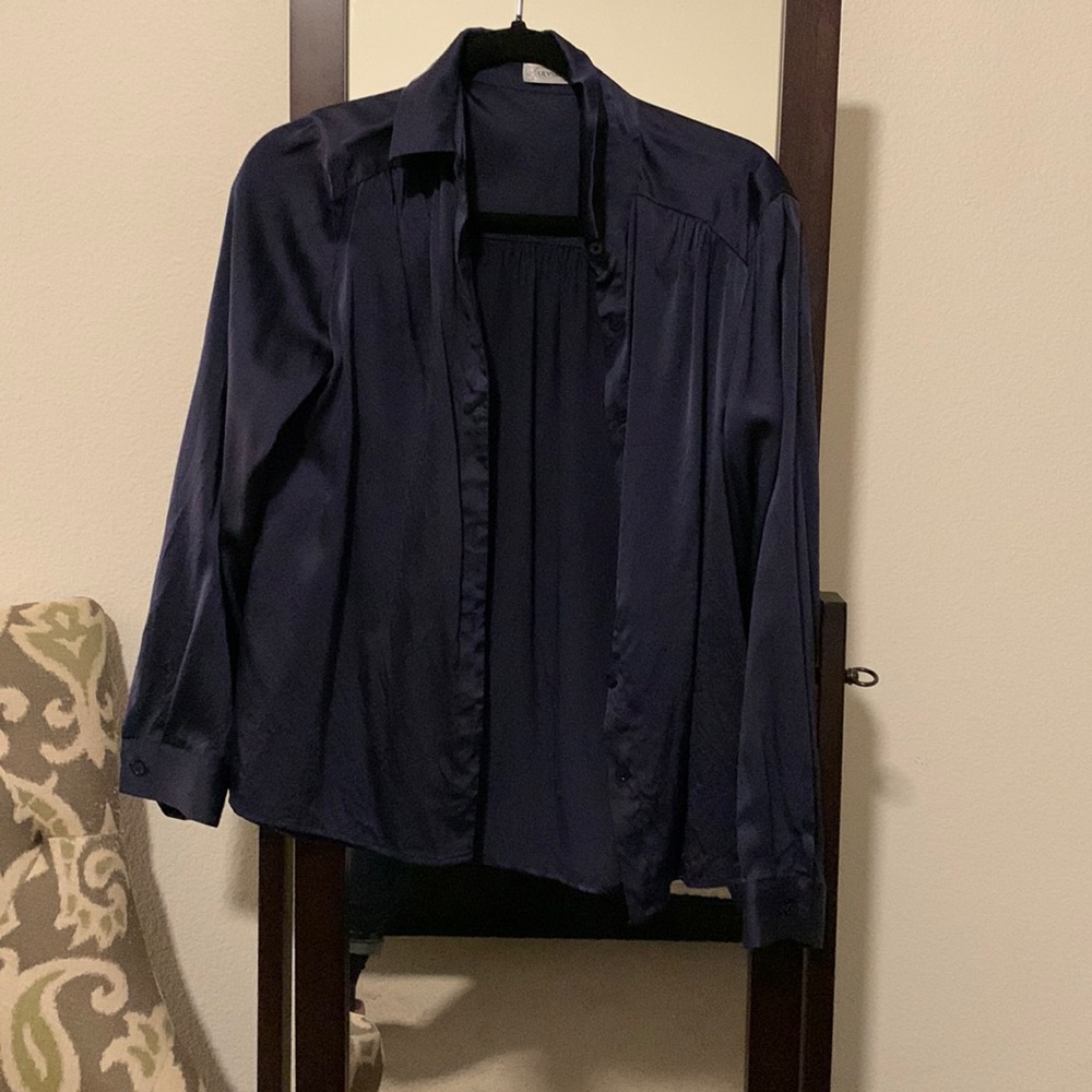LilySilk Navy blue top